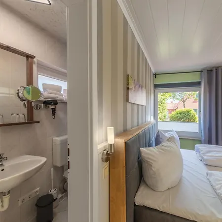 Marienkaefer - Ruhe Am Stadtrand *